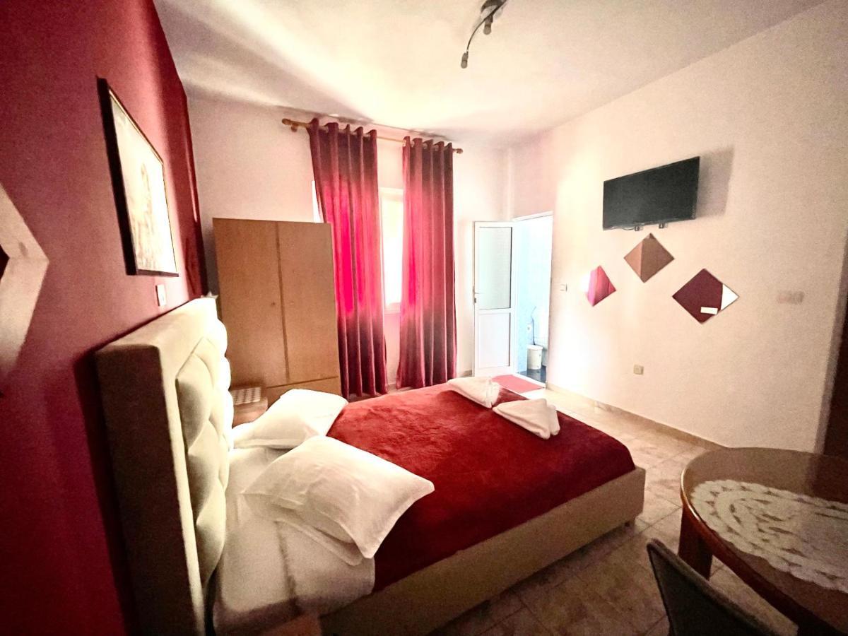 Oni'S Apartments ساراندا المظهر الخارجي الصورة