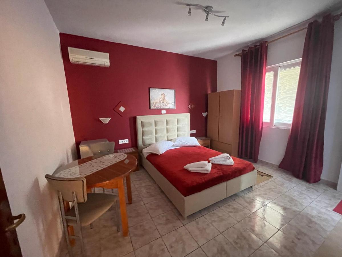 Oni'S Apartments ساراندا المظهر الخارجي الصورة