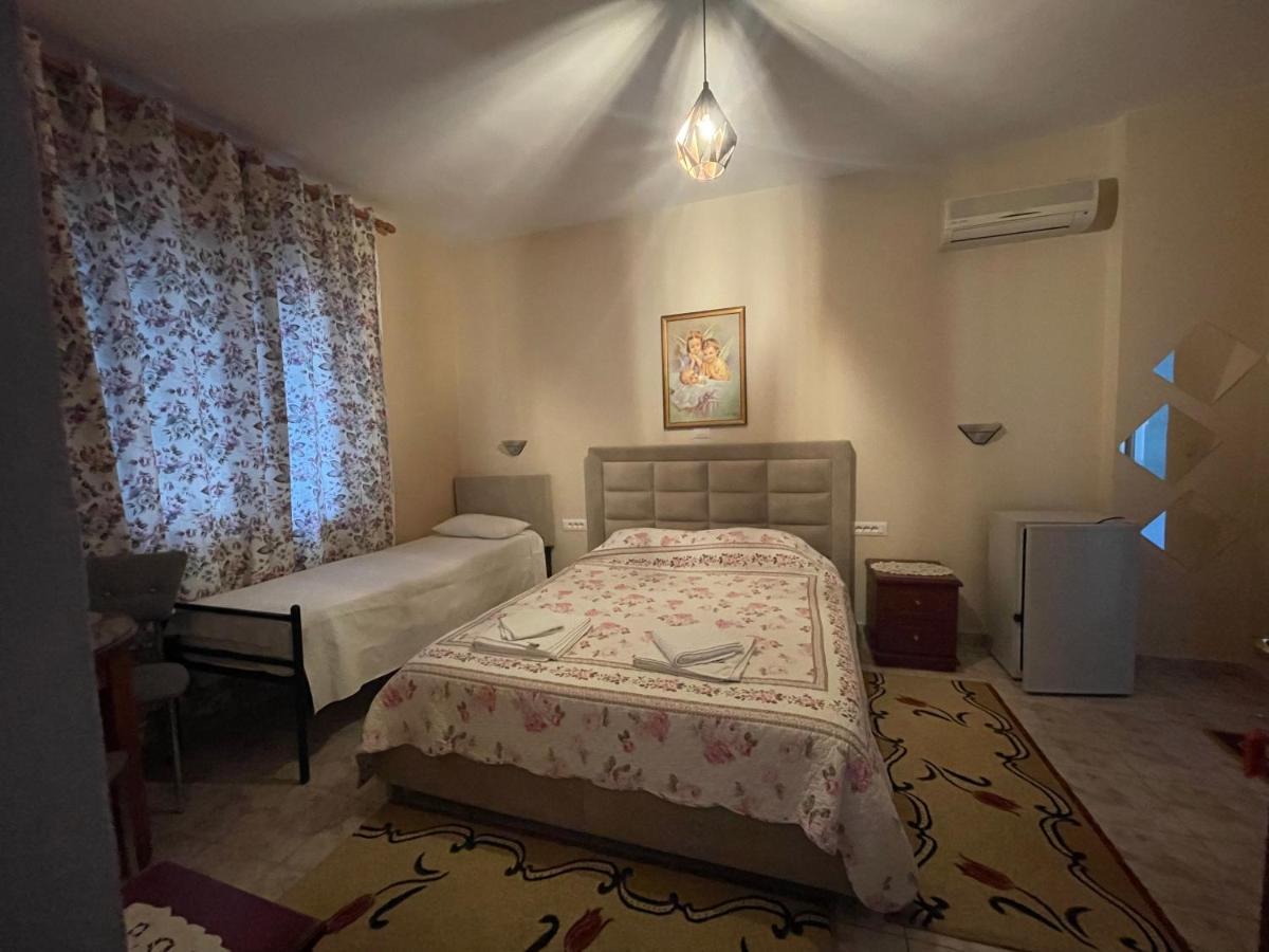 Oni'S Apartments ساراندا المظهر الخارجي الصورة