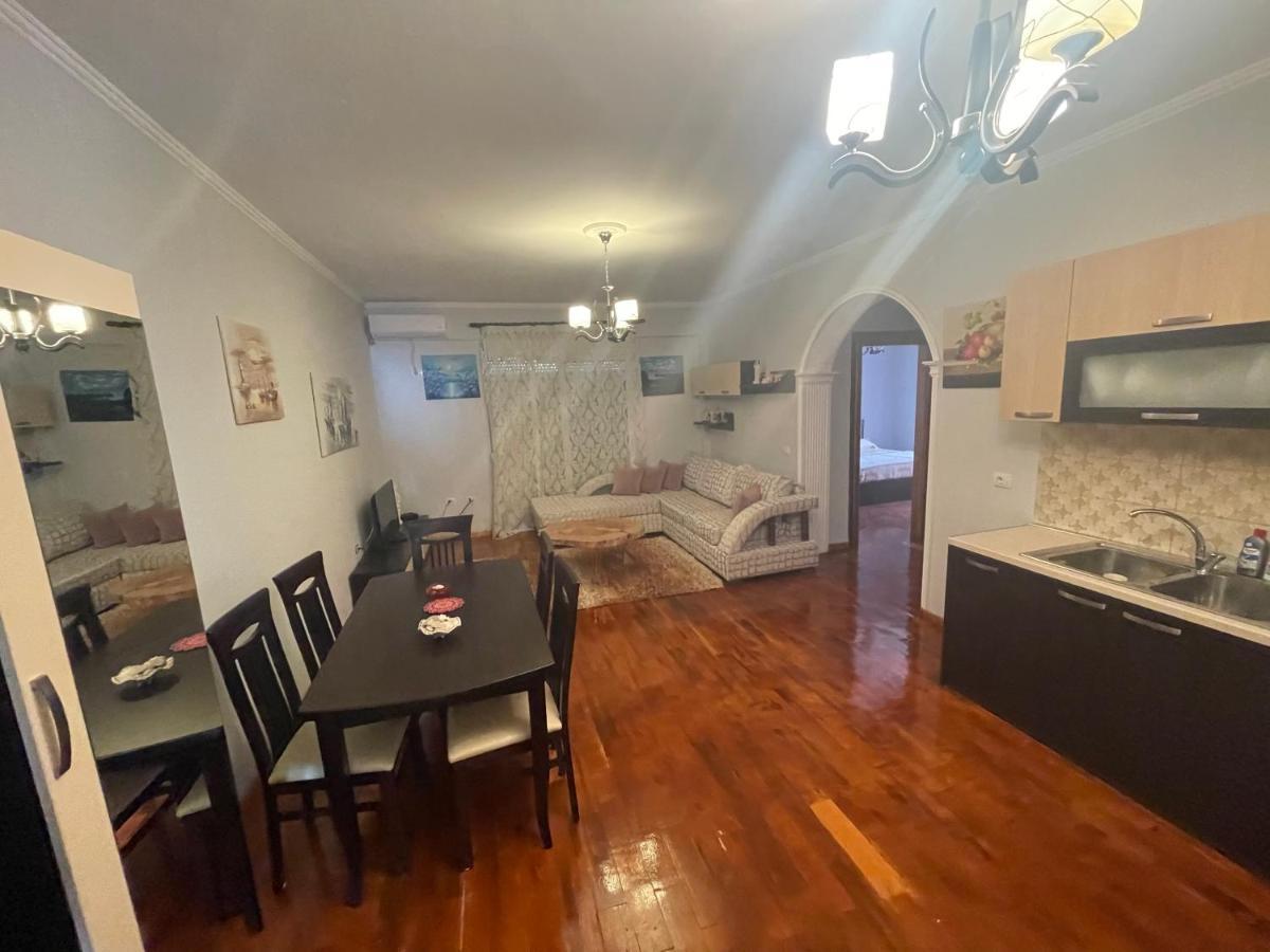 Oni'S Apartments ساراندا المظهر الخارجي الصورة